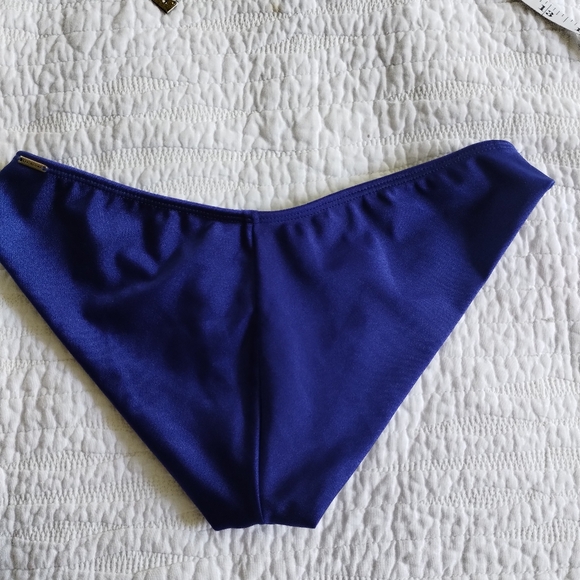 Karla Vivian Bikini Set Small - Picture 9 of 9